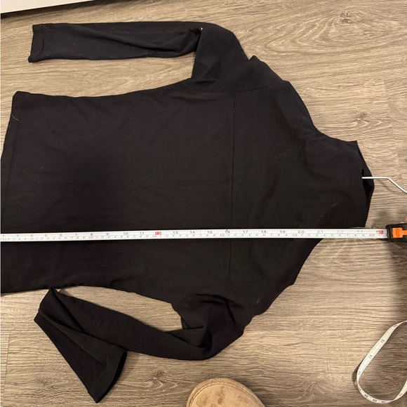 Women see through top - Picture 6 of 8